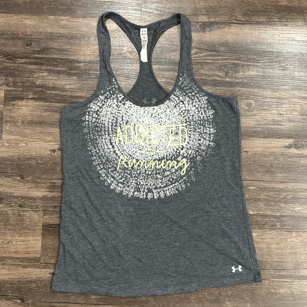 Under Armour Women's Gray Tank Top Run Workout  M Medium Addicted to Running